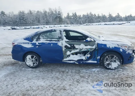 2022 Kia Forte Lxs из США, поврежденный, VIN 3KPF24AD2NE499847